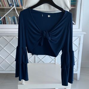 LF navy blue top